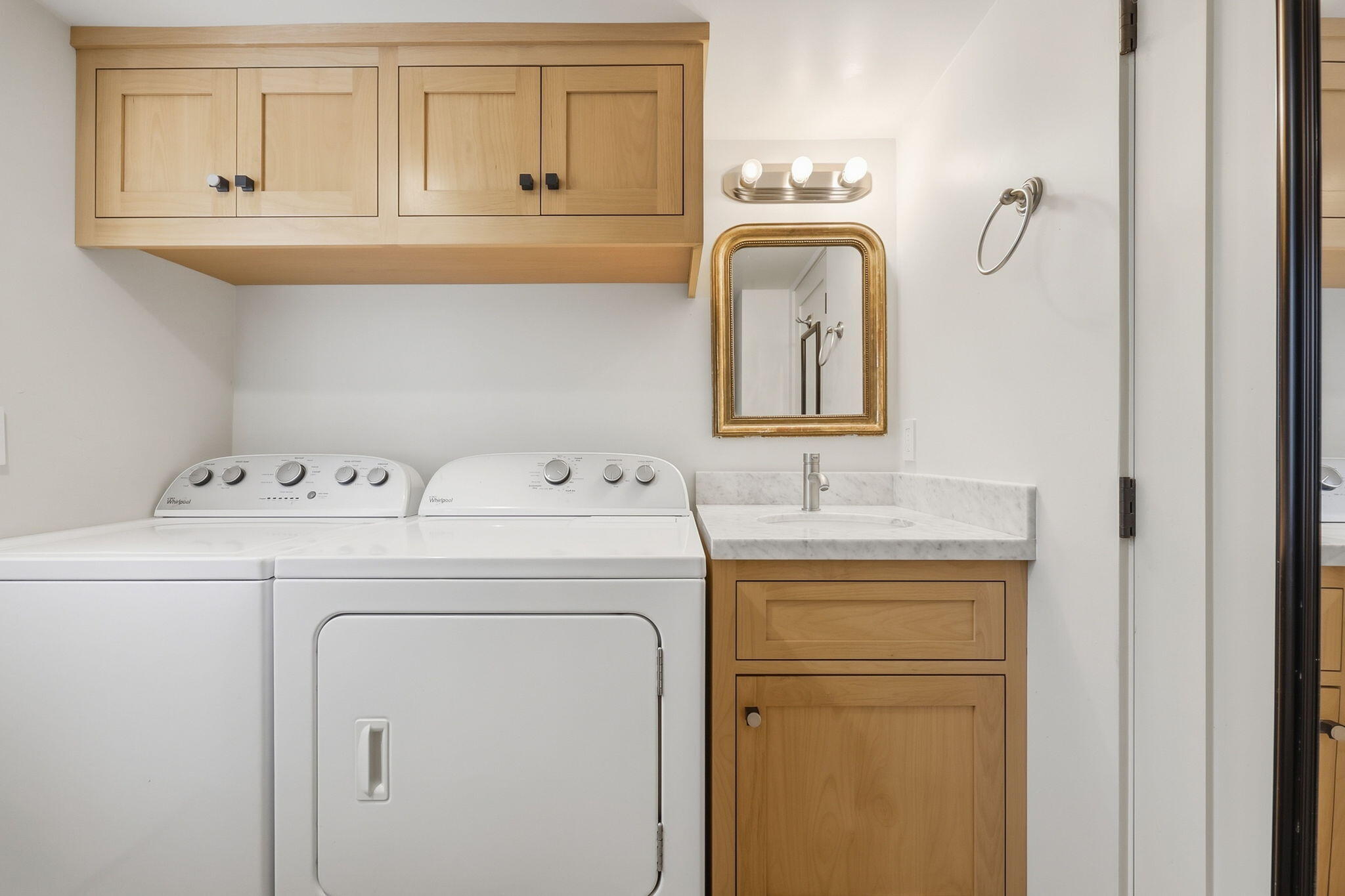 2870 Torito Road Santa Barbara, CA 93108 - Photo 30 of 36 Bathroom/Laundry room