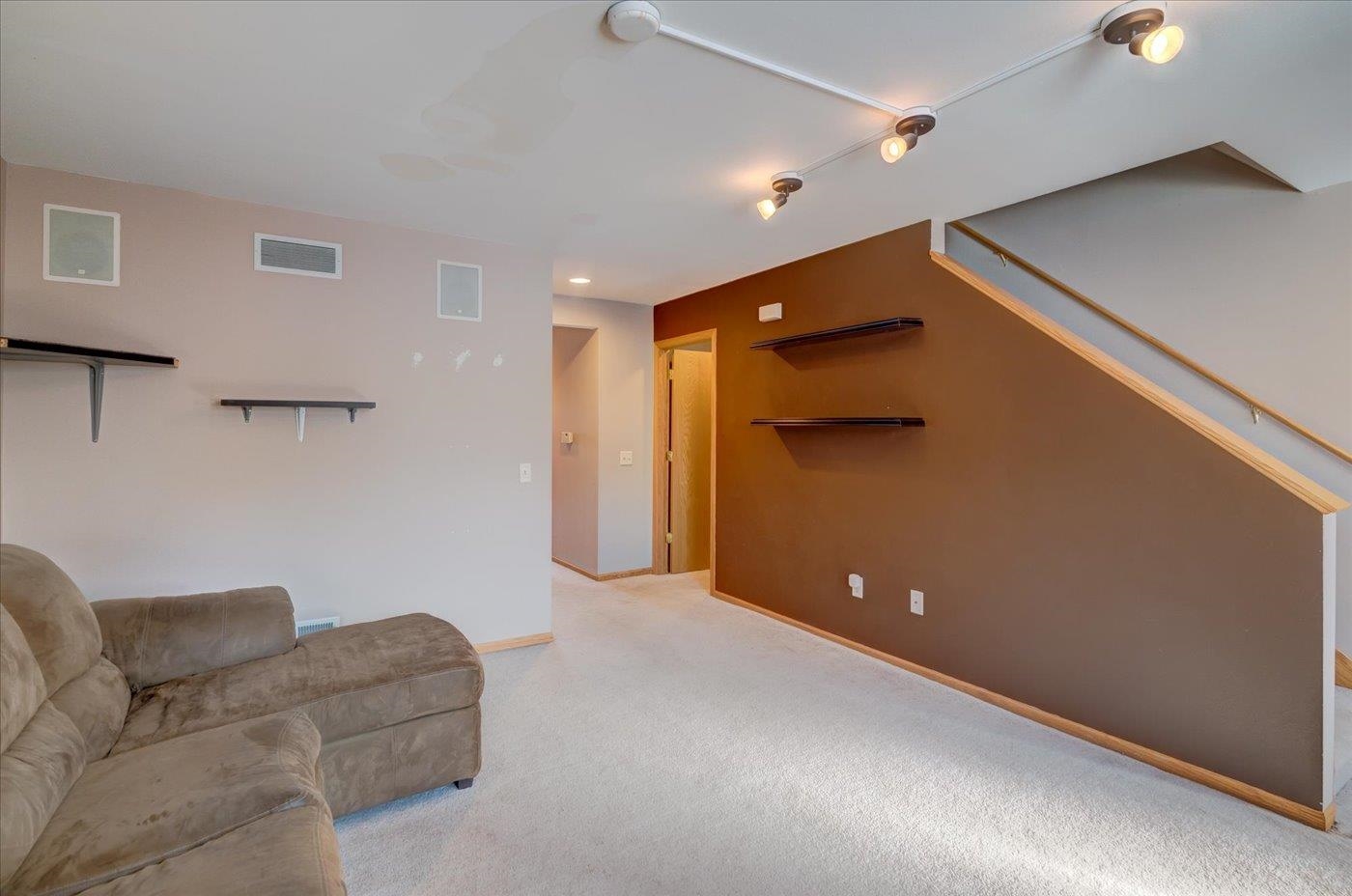 1017 Gammon Lane, Unit D Madison, WI 53719 - Photo 3 of 36