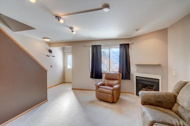 $275,000 | 1017 Gammon Lane, Unit D, Madison, WI 53719