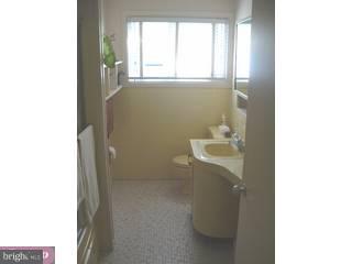 66 Fieldstone Road Levittown, PA 19056 - Photo 5 of 6