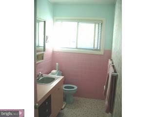 66 Fieldstone Road Levittown, PA 19056 - Photo 6 of 6