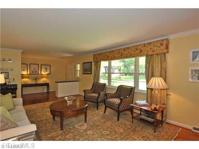 3600 Broadsword Road Winston-Salem, NC 27104 - Photo 2 of 11 Living Room.