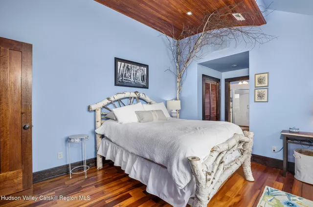 $2,995,000 | 165 Drake Road, Pleasant Valley, NY 12569