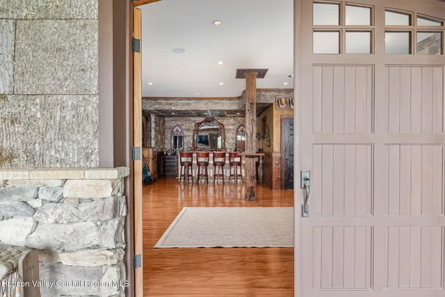 $2,995,000 | 165 Drake Road, Pleasant Valley, NY 12569