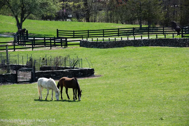 $2,995,000 | 165 Drake Road, Pleasant Valley, NY 12569