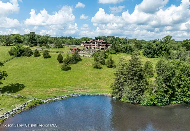 $2,995,000 | 165 Drake Road, Pleasant Valley, NY 12569