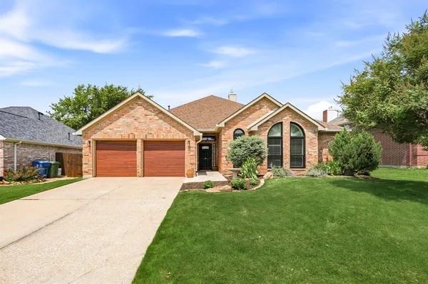$599,000 | 2217 Golden Arrow Drive, Flower Mound, TX 75028