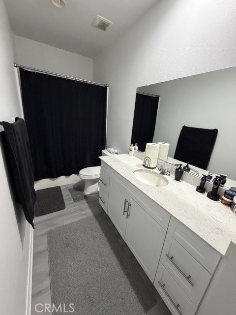 7664 Steamboat Street Riverside, CA 92507 - Photo 9 of 61 First Full Bath