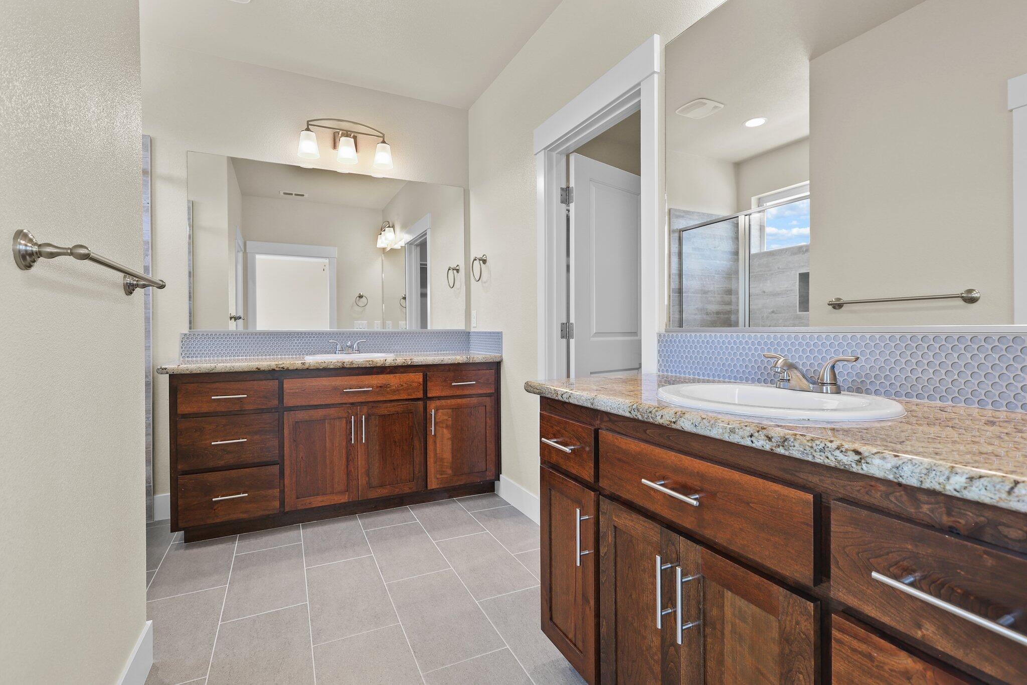 4633 Lower Springs Road Redding, CA 96001 - Photo 13 of 28 15-web-or-mls-8Q0A7801