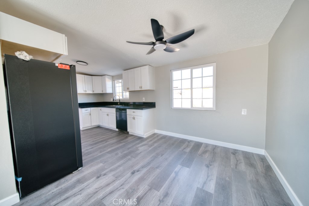 729 South Downs Street Ridgecrest, CA 93555 - Photo 12 of 43