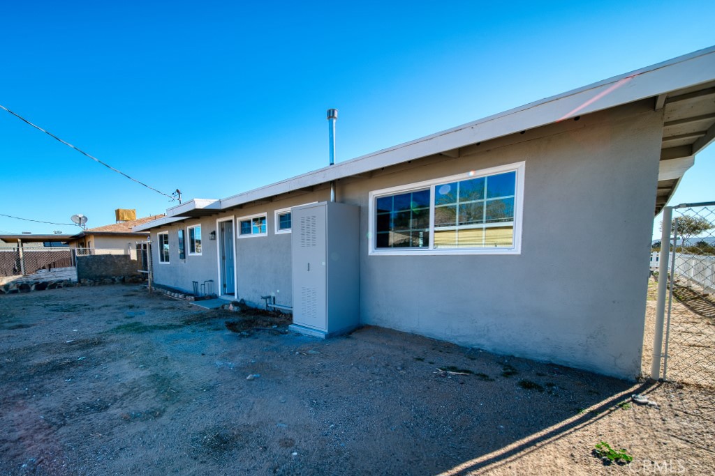 729 South Downs Street Ridgecrest, CA 93555 - Photo 6 of 43