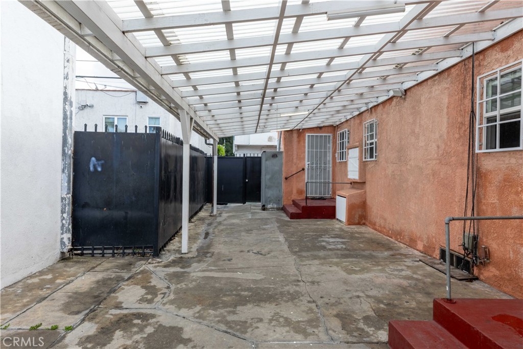 2000 Pacific Long Beach, CA 90806 - Photo 40 of 51 a view of a porch