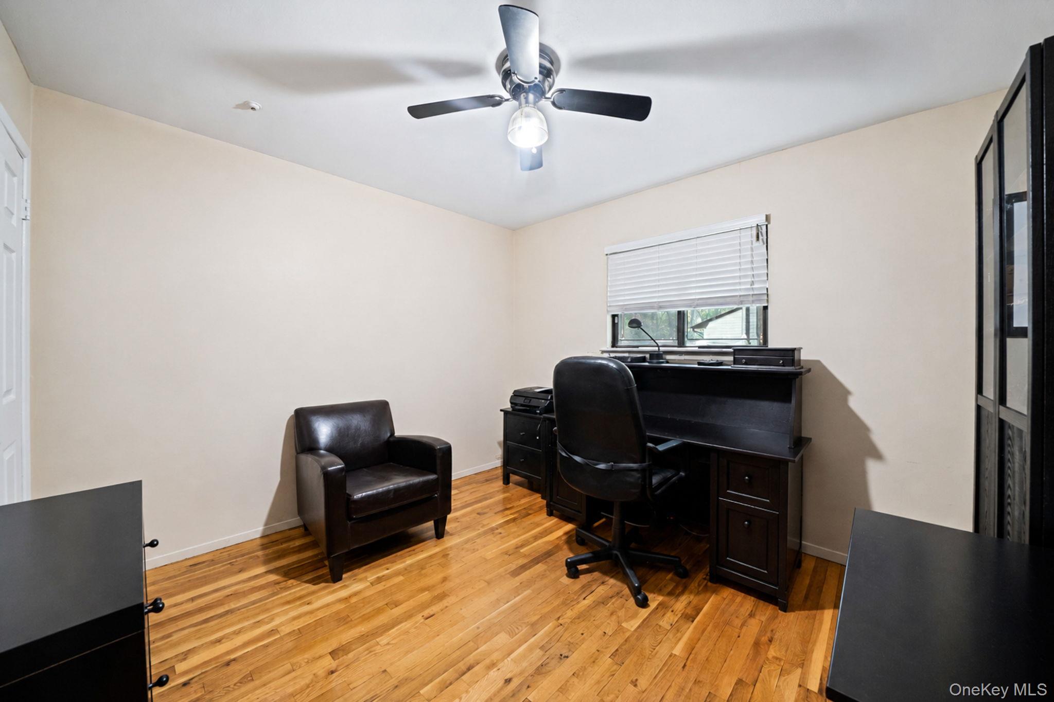 96 Fulton Boulevard Commack, NY 11725 - Photo 32 of 41