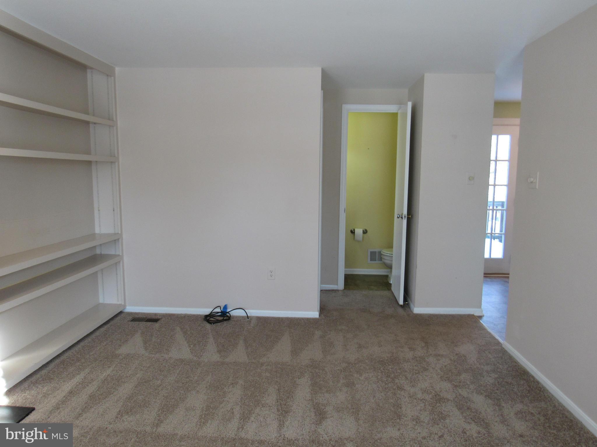 10107 Day Avenue Silver Spring, MD 20910 - Photo 7 of 30 Family Room