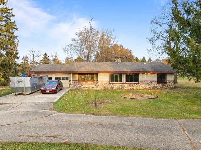 $245,000 | N1630 Hilltop Drive, Linn, WI 53147