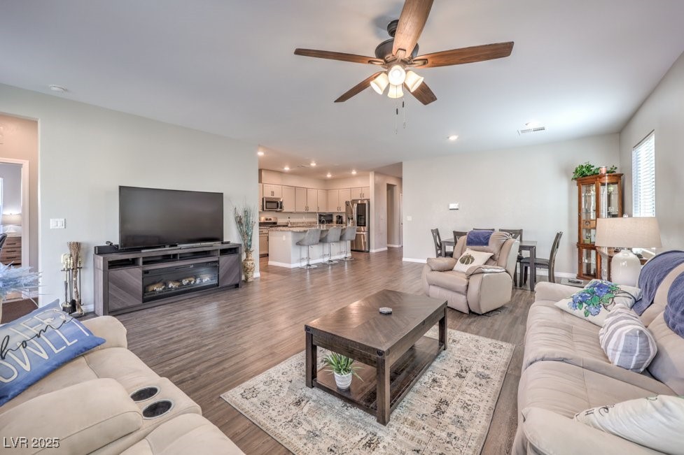 3026 English Palmer Road North Las Vegas, NV 89086 - Photo 4 of 36