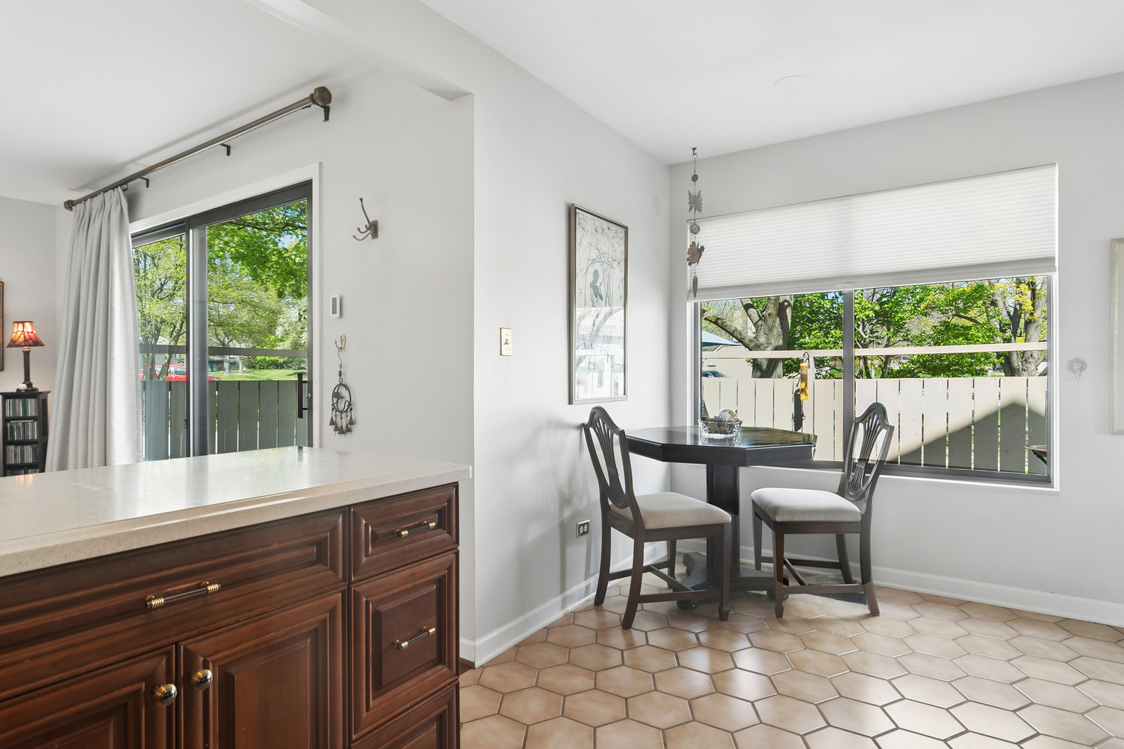 471 Old Barn Road Lake Barrington, IL 60010 - Photo 13 of 42