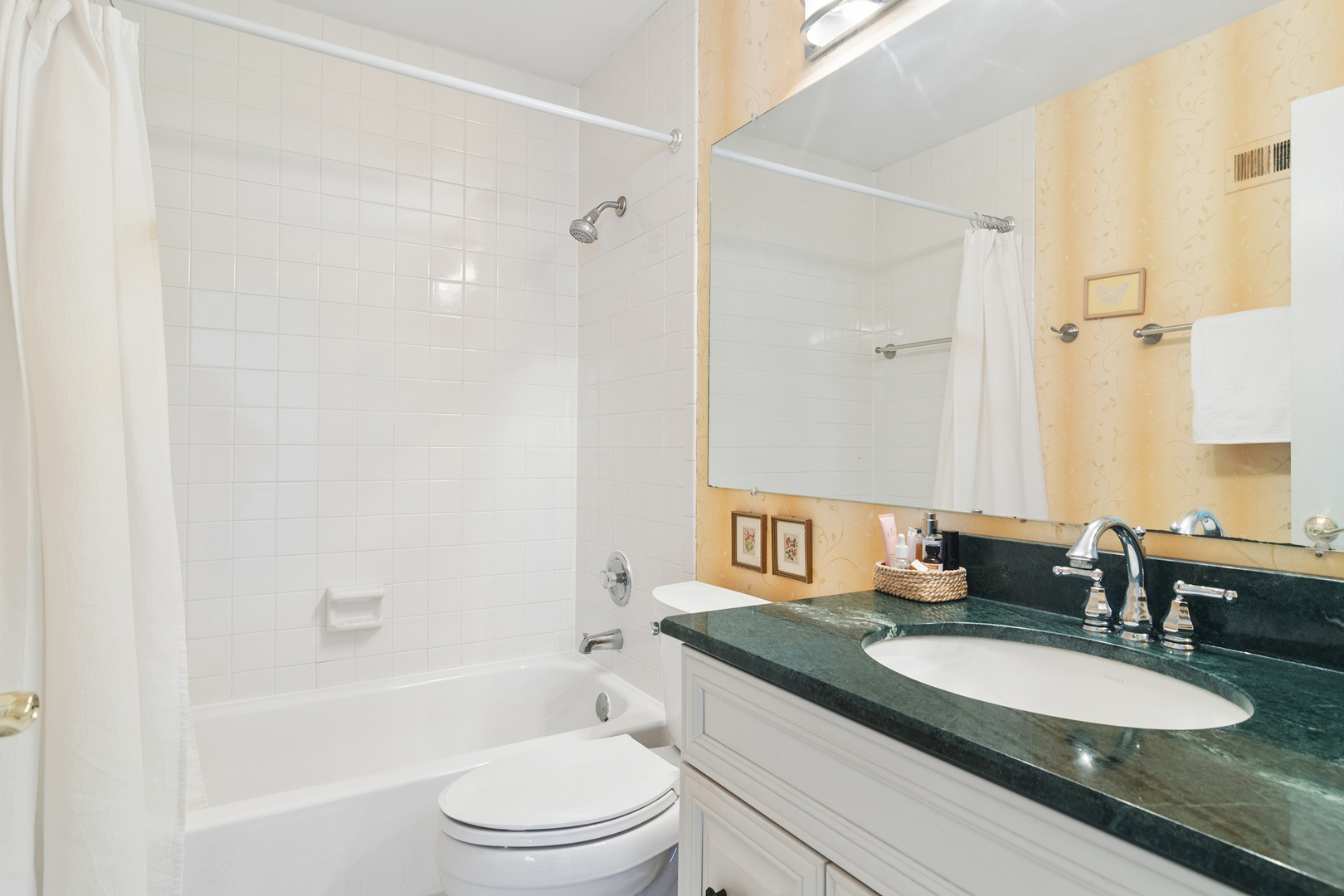 471 Old Barn Road Lake Barrington, IL 60010 - Photo 21 of 42