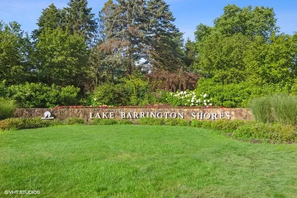 $485,000 | 471 Old Barn Road, Lake Barrington, IL 60010