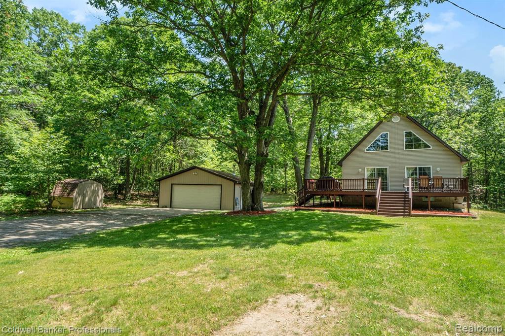 2375 South 5 Mile Road Midland, MI 48640 - Photo 5 of 34