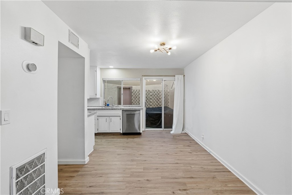 1012 Peg Street Ridgecrest, CA 93555 - Photo 7 of 31