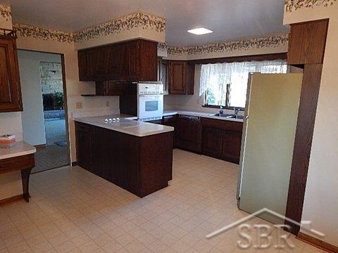 10286 East Washington Road Reese, MI 48757 - Photo 4 of 15 31270127-3.JPG