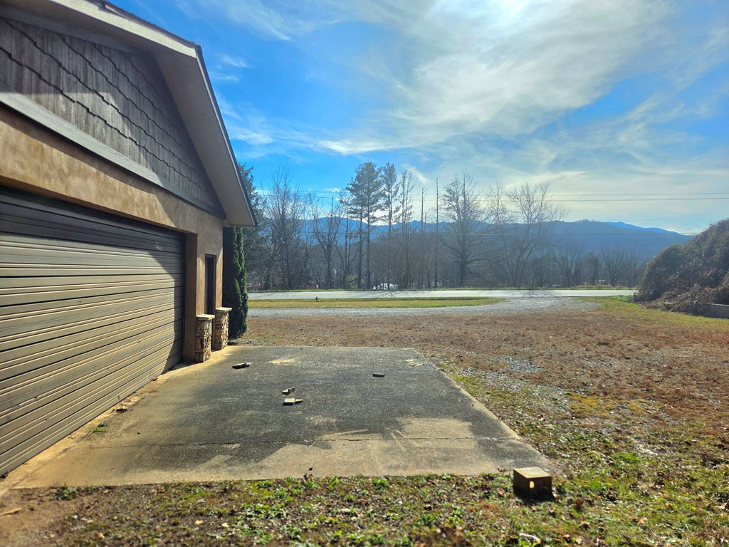 6785 Airport Road Andrews, NC 28901 - Photo 10 of 37