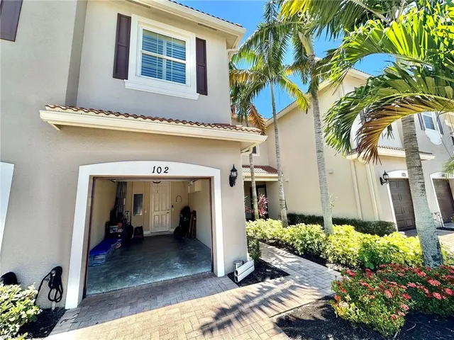 $2,650 | 6532 Monterey Point, Unit 102, Naples, FL 34105