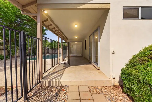 $499,999 | 1820 Rockford Avenue, Modesto, CA 95355