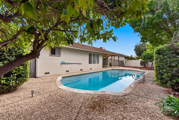 $499,999 | 1820 Rockford Avenue, Modesto, CA 95355