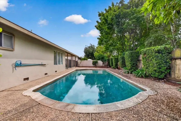 $499,999 | 1820 Rockford Avenue, Modesto, CA 95355