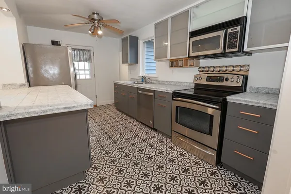 $2,200 | 45756 Horsehead Road, Great Mills, MD 20634