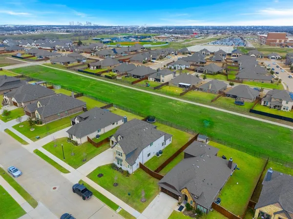 $4,500 | 3825 Honey Grove Drive, Midlothian, TX 76065