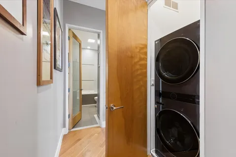 $715,000 | 2242 West Chicago Avenue, Unit 301, Chicago, IL 60622