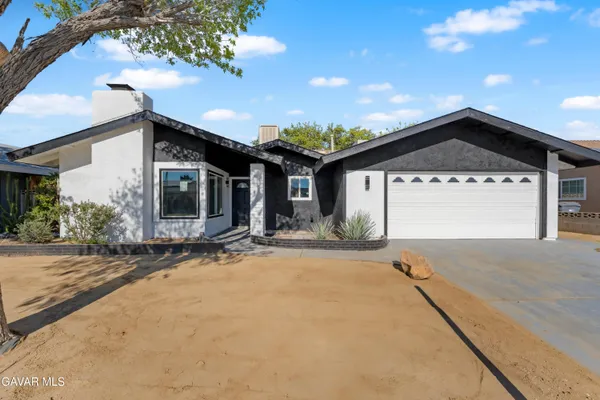 $549,999 | 44934 Hanstead Avenue, Lancaster, CA 93535
