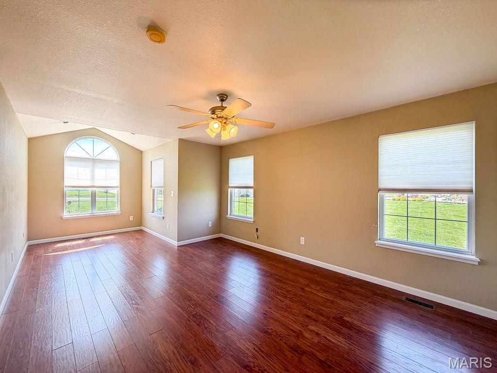 3533 State Rd Z Hillsboro, MO 63050 - Photo 12 of 56