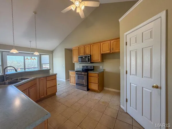 $2,500 | 3533 State Rd Z, Hillsboro, MO 63050