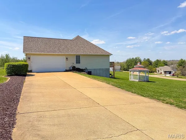 $2,500 | 3533 State Rd Z, Hillsboro, MO 63050