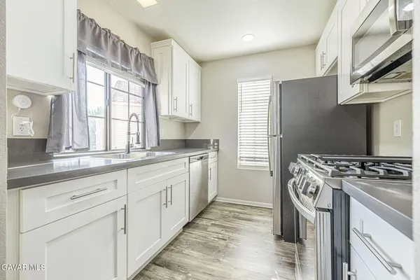 $295,000 | 2554 Olive Drive, Unit 82, Palmdale, CA 93550