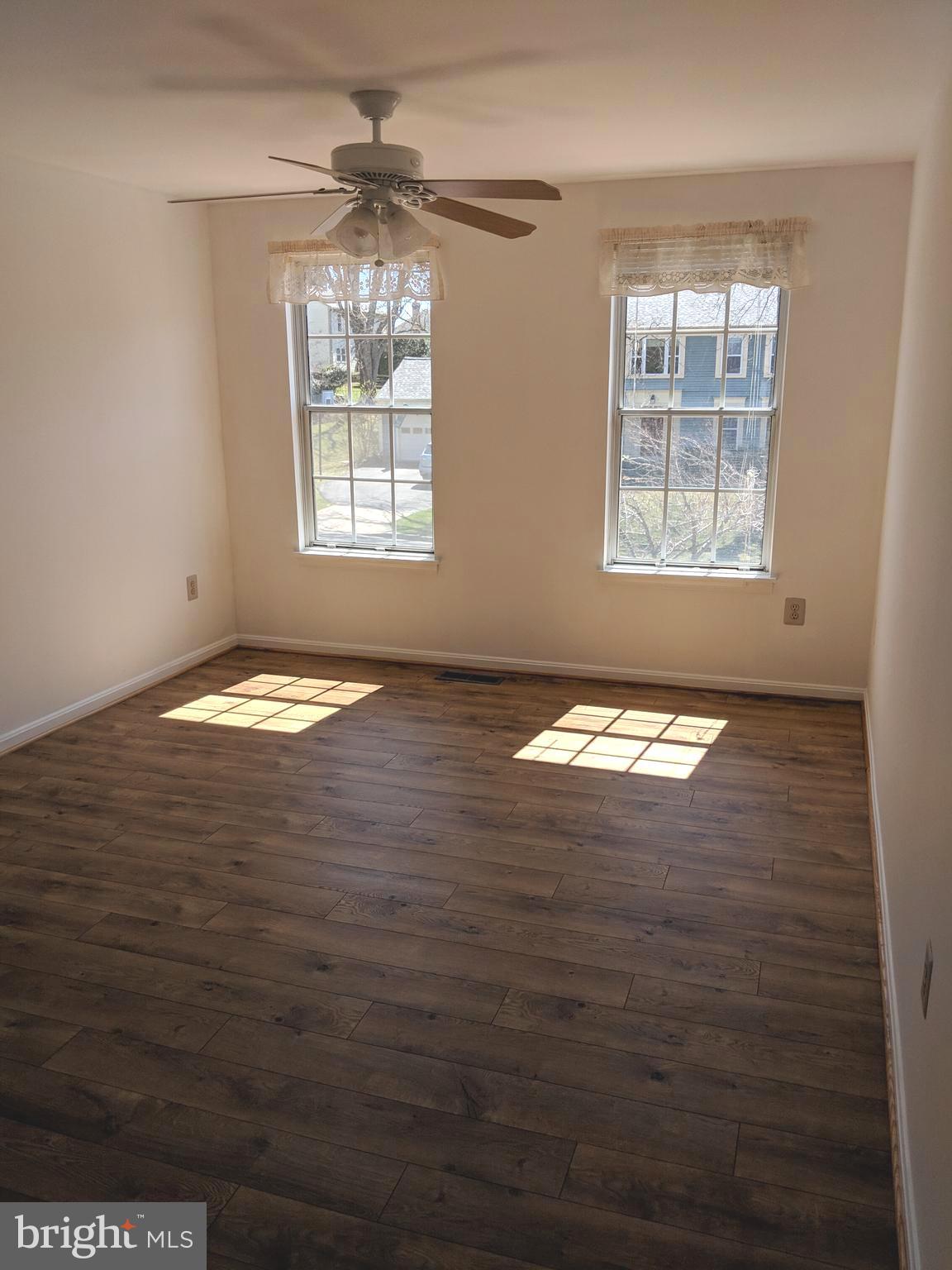 909 Pointer Ridge Drive Gaithersburg, MD 20878 - Photo 13 of 17 Master BR