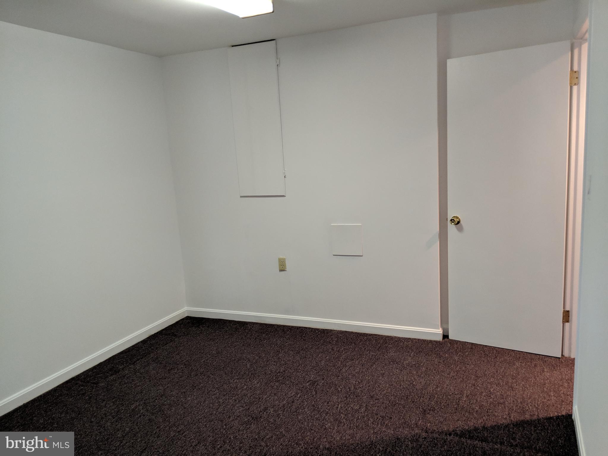 909 Pointer Ridge Drive Gaithersburg, MD 20878 - Photo 16 of 17 Gallery Image 16