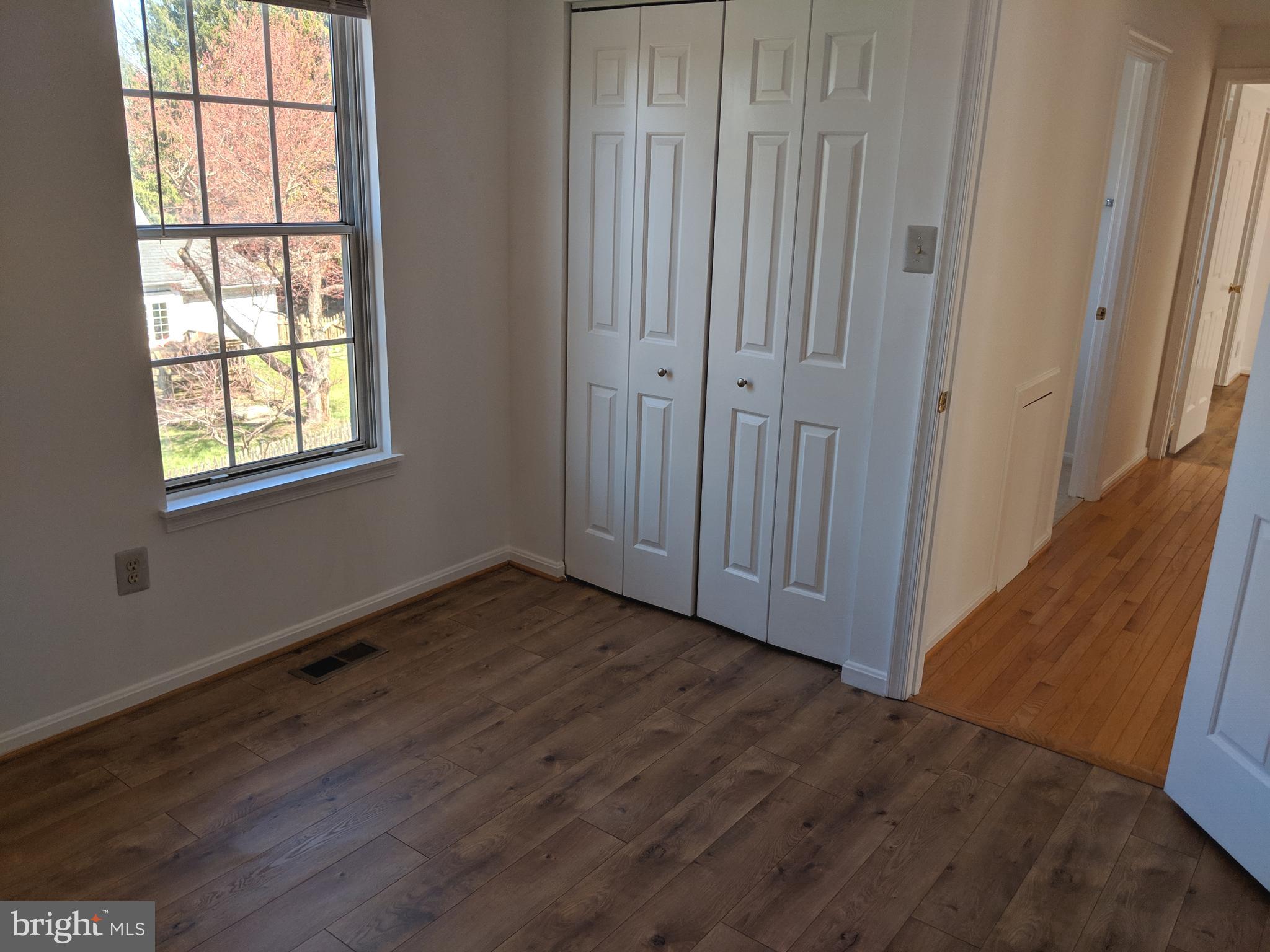 909 Pointer Ridge Drive Gaithersburg, MD 20878 - Photo 10 of 17 Gallery Image 10