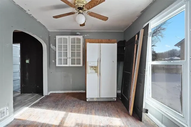 $49,000 | 1321 North Jesse James Road, Excelsior Springs, MO 64024