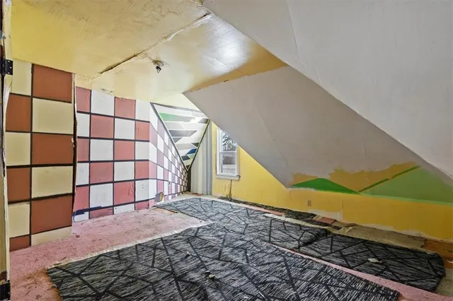 $49,000 | 1321 North Jesse James Road, Excelsior Springs, MO 64024