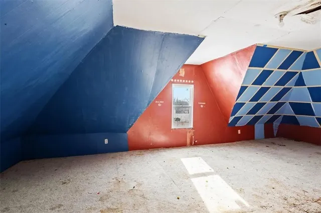 $49,000 | 1321 North Jesse James Road, Excelsior Springs, MO 64024