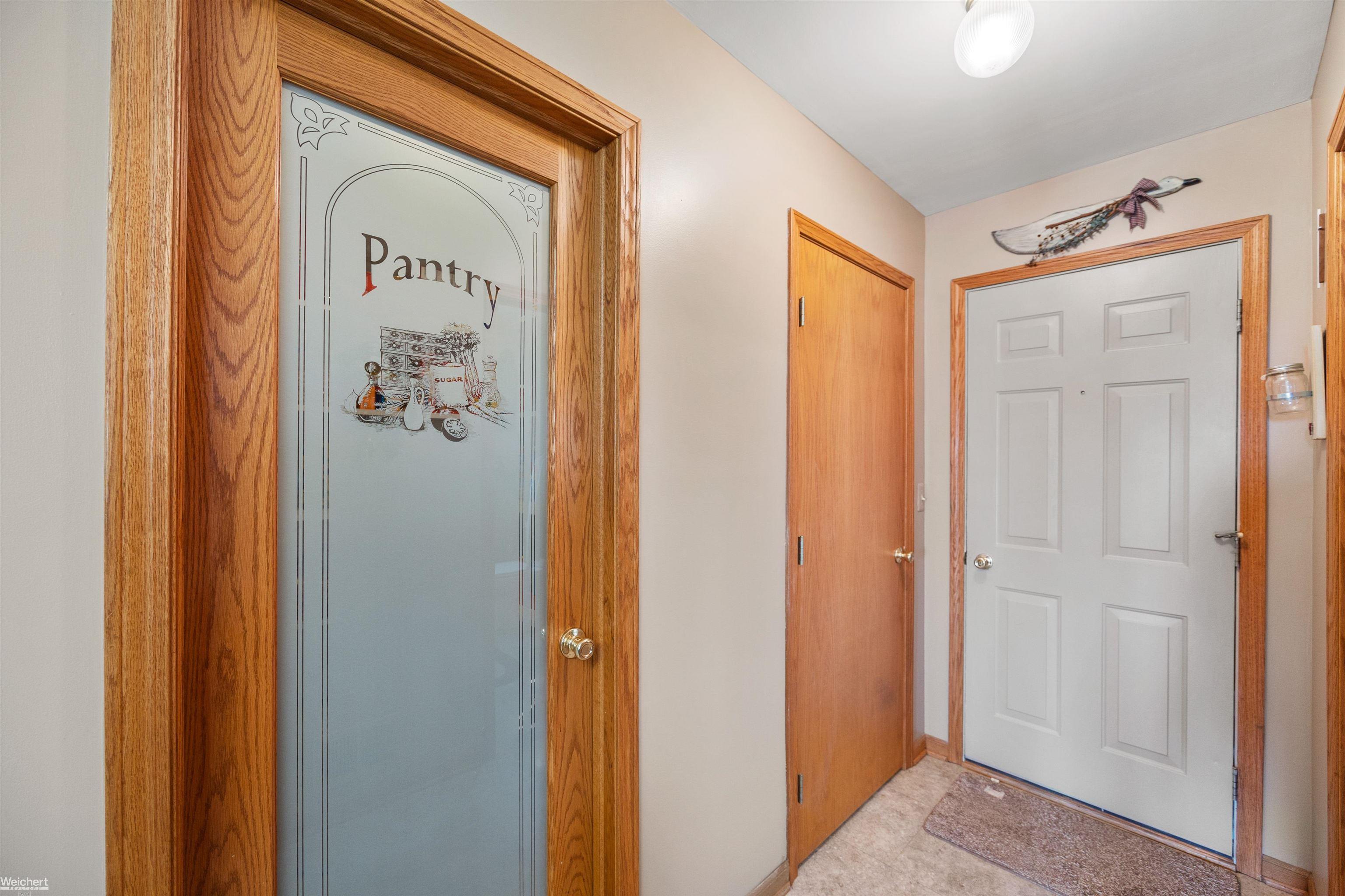 5107 Cochrane Road Almont, MI 48003 - Photo 14 of 35