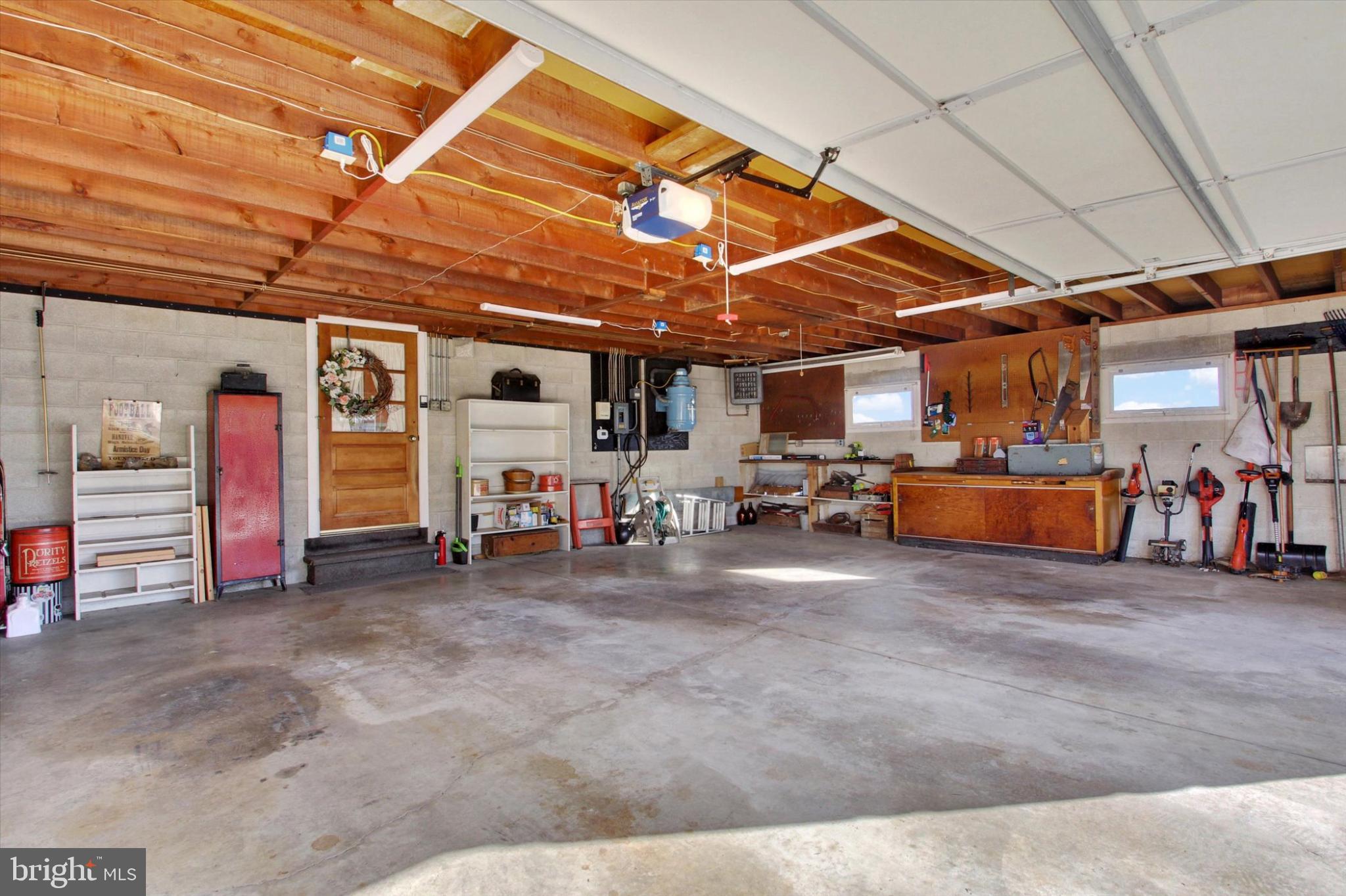 930 Hoffman Road Gettysburg, PA 17325 - Photo 24 of 36 a view of a room with gym equipment