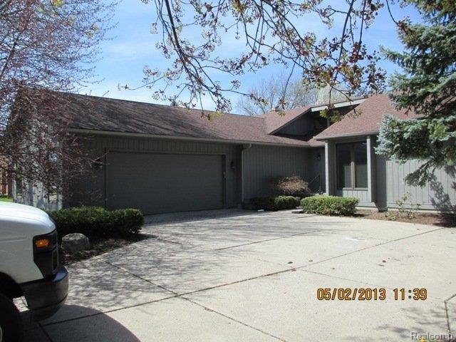 37651 Ryan Road Sterling Heights, MI 48310 - Photo 4 of 12 IMG_0541.JPG