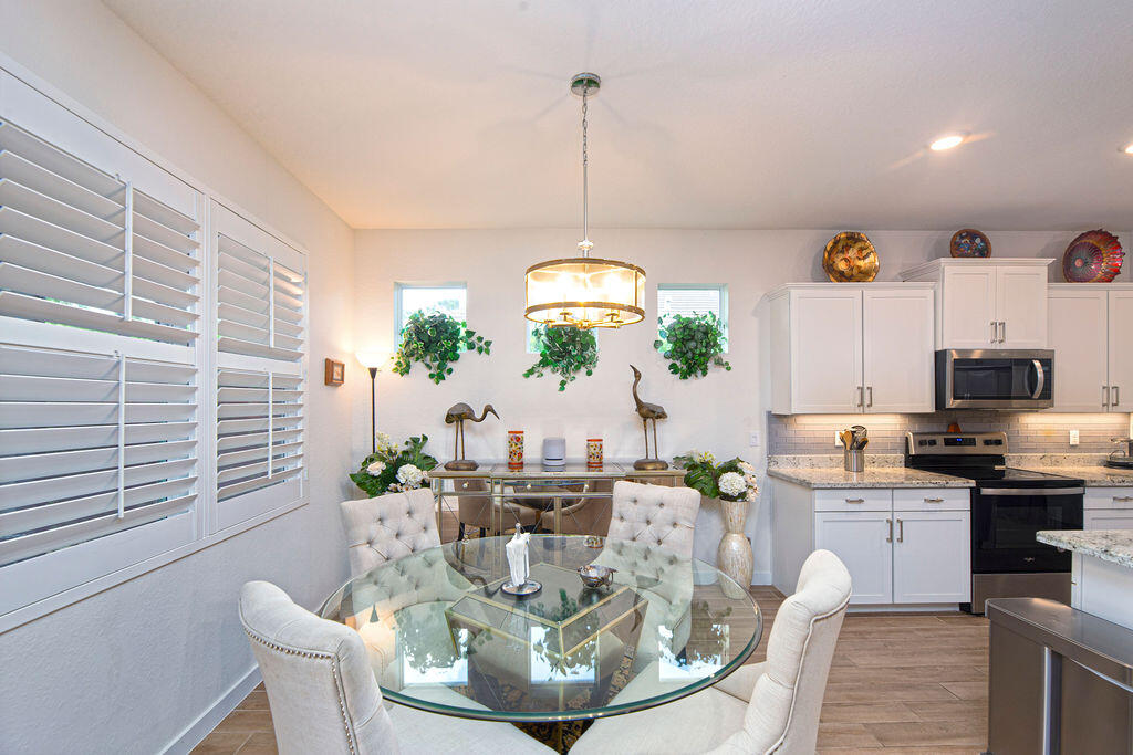 4480 Northwest Oakleaf Court Jensen Beach, FL 34957 - Photo 13 of 63 Image8