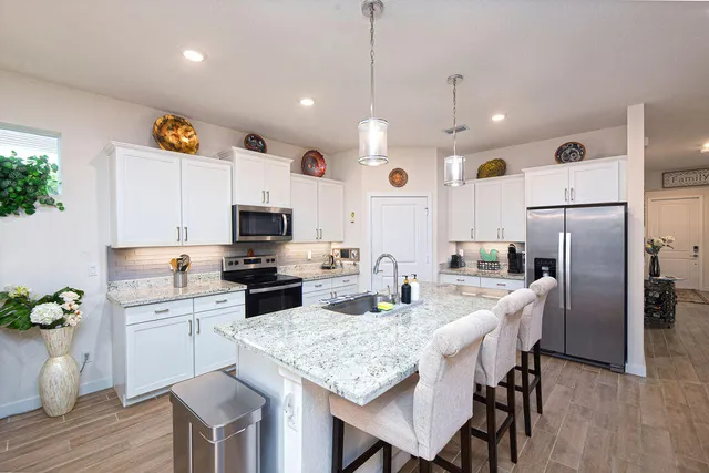 $689,000 | 4480 Northwest Oakleaf Court, Jensen Beach, FL 34957